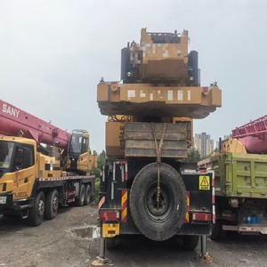 Grue de camion d'occasion Sany STC100C7 100T Modèle 2022 Hauteur de levage 32M Composants essentiels moteur et pompe en bon état de fonctionnement Prix abordable - Product Image 3