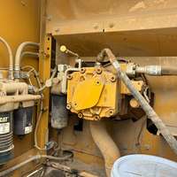 Excavatrice sur chenilles d'occasion 323, 24,3T, 118kW, modèle 2020, capacité de godet 1,4m, équipée d'une pompe à engrenages et d'un moteur d'entraînement à roulement