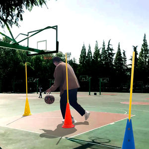 Cône d'entraînement de basket-ball de football 50cm avec marque de trou baril règle de réglage de la hauteur poteau de marque - Product Image 1