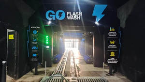 High Efficiency 14 Brush Tunnel Car <strong>Wash</strong> Machine with 2500W Self Service Vacuum Cleaner - Product Image 6