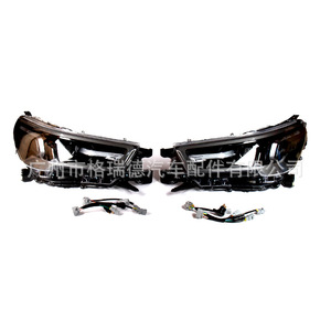 Faros delanteros compatibles con los modelos Hilux, Revo y Rocco de 2015 a 2020. - Product Image 2