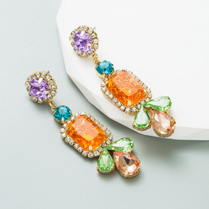 Pendientes al por mayor a granel Huggie Ear Square Earring CZ Bohemian Gemstones Pendientes para mujeres - Product Image 4