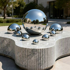 Boule de jardin en acier inoxydable poli argenté de 200 mm, finition miroir, personnalisable pour la décoration d'intérieur moderne et l'art déco - Product Image 3
