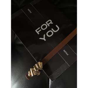 Cinturón de Cuero Vacuno de Diseño con Hebilla 3D para Mujer, Cinturón de Cuero Genuino de Color Sólido y Duradero - Product Image 3