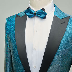 <span class=keywords><strong>Abito</strong></span> da uomo slim fit in raso <span class=keywords><strong>nero</strong></span> con revers a punta, ideale per lo sposo, il testimone o per serate eleganti - Collezione 2026 - Product Image 3