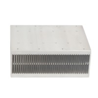Radiateur de refroidissement en aluminium 6063 à ailettes dentelées, usiné CNC, pour convertisseur de fréquence