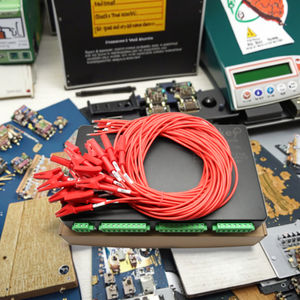 Enerkey <span class=keywords><strong>NEEY</strong></span> <span class=keywords><strong>Neey</strong></span> 16s Active Balancer Eu Stock 24s 15A Batteries série haute capacité Bms pour batterie au lithium-ion - Product Image 1