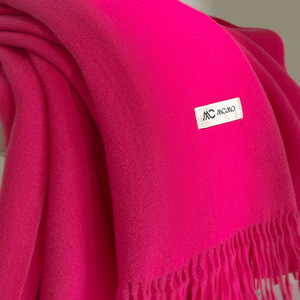 Bufanda de invierno rosa fuerte suave y acogedora envoltura de flecos para mujer bufanda rosa brillante chal cálido de gran tamaño bufanda <span class=keywords><strong>fucsia</strong></span> de moda OEM/ODM - Product Image 1