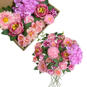 กล่องดอกไม้ประดิษฐ์ Dongchen Crafts ขนาด 30x21.5x5 ซม. ดอกไม้ผ้าไหมสีชมพู สำหรับตกแต่งบ้านและงานแต่งงาน - Product Image 1