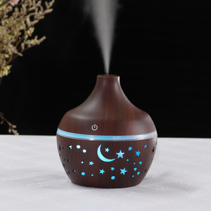 Humidificador con Diseño de Estrella y Luna, 300 ml, Mini Difusor de Aroma con Luz LED, para Uso Doméstico, Alimentado por USB - Product Image 5