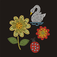 Transfert de strass thermocollant à dos plat, motif logo ballon d'amour en cristal brillant personnalisé, design gratuit, 12/10 facettes pour plusieurs tailles