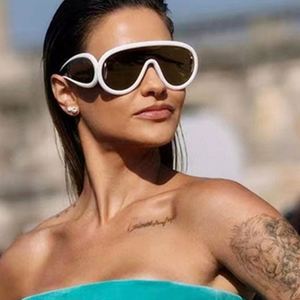 Lunettes de soleil vintage surdimensionnées à miroir plat UV400, verre monobloc, style Y2K pour femmes - Product Image 5