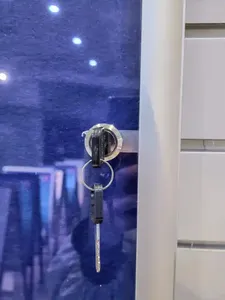 27 Mét A4 nhôm Snap khung ảnh bảng hiển thị với Acrylic <span class=keywords><strong>Wall</strong></span> Mount không thấm nước cảm thấy khóa trường hợp cho quảng cáo - Product Image 2