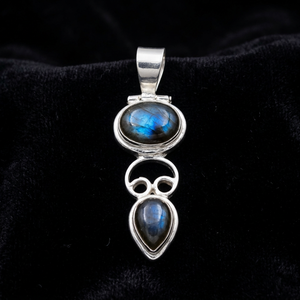 Collier en argent sterling 925 fait main DIVYANSH avec double pierre naturelle de labradorite et micro-incrustation de pierres précieuses ovales et en forme de poire, vente en gros - Product Image 1