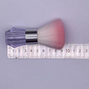Pinceau à poudre portable rechargeable pour poudre libre, brosse cosmétique pour le corps, étiquette personnalisée - Product Image 6