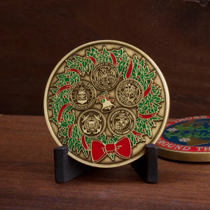 Logo personalizzato personalizzato delicato colorato natale felice vacanza in metallo sfida le vendite di monete - Product Image 2