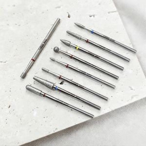 Fourniture d'ongles de qualité supérieure C/M/F/XF fraises à ongles manucure <span class=keywords><strong>russe</strong></span> ensemble de forets diamantés pour <span class=keywords><strong>un</strong></span> nettoyage et <span class=keywords><strong>un</strong></span> polissage précis des cuticules - Product Image 4