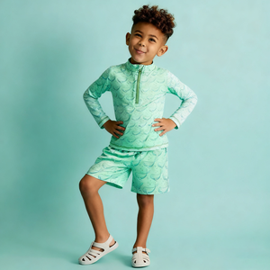 Conjunto de Traje de Baño para Niños de Poliéster Reciclado UPF50+ con Estampado de Ballena Ecológico, Manga Larga con Media Cremallera - Product Image 1