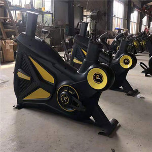 Vélo de <span class=keywords><strong>spinning</strong></span> magnétique commercial, charge maximale 300 kg, vélo d'exercice stationnaire silencieux pour la maison, la salle de sport et le fitness commercial - Product Image 4