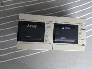 FX3GA-24MT-CM 14 อินพุต 10 เอาต์พุต ทรานซิสเตอร์เอาต์พุต PLC สำหรับระบบอัตโนมัติทางอุตสาหกรรม - Product Image 1