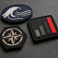 Écussons personnalisés en PVC avec logo, badges auto-agrippants, patchs thermocollants en silicone, étiquettes souples en caoutchouc PVC 3D pour vêtements et chapeaux