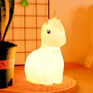 Lampe USB à capteur tactile en forme d'animal, lumière d'ambiance RGB pour chambre à coucher, adorable <span class=keywords><strong>licorne</strong></span> personnalisée, <span class=keywords><strong>veilleuse</strong></span> LED portable pour enfants - Product Image 1