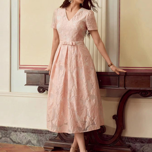 Abbigliamento <span class=keywords><strong>da</strong></span> <span class=keywords><strong>donna</strong></span> Boutique all'ingrosso per l'estate nuovo abito <span class=keywords><strong>da</strong></span> banchetto elegante con orlo lungo Jacquard - Product Image 1