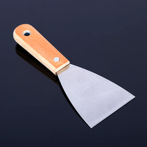 Couteau à mastic en acier au carbone avec lame droite de 6 pouces et manche en bois pour racler les murs et enlever les adhésifs - Product Image 3