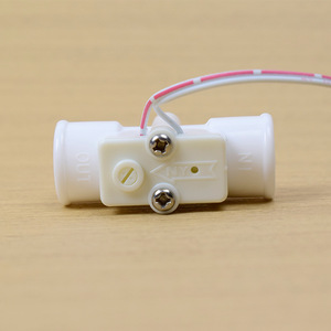 สวิตช์ควบคุมการไหลของน้ำ Nanyang รุ่น Medium Flow 12V SPDT IP65 สำหรับต่อเครื่องกรองน้ำ - Product Image 1