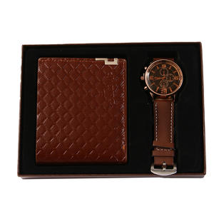 Set Regalo Raffinato per <span class=keywords><strong>Uomo</strong></span> con Portafoglio e Orologio per la Festa del Papà, San Valentino o Regalo Aziendale per Eventi Speciali - Product Image 4