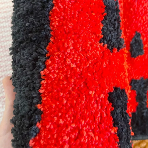 Tappeto a pelo alto fatto a mano con rivestimento antimacchia Design Logo personalizzato per famiglie abitate dagli anziani - Product Image 4