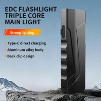 Mini lampe torche à clé haute luminosité 1500 lumens, corps en alliage d'aluminium, indice de protection IP55, ampoule LED rechargeable par USB 6V pour le camping et l'EDC