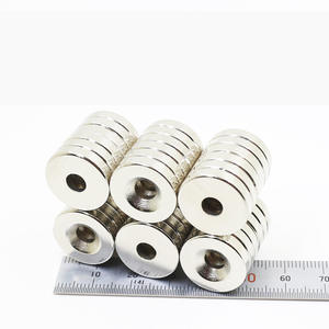 Atacado Alta Potência Neodímio Moeda Ímãs Forte Força Magnética Disco Redondo Ímã Escada Furo para Parafuso - Product Image 1