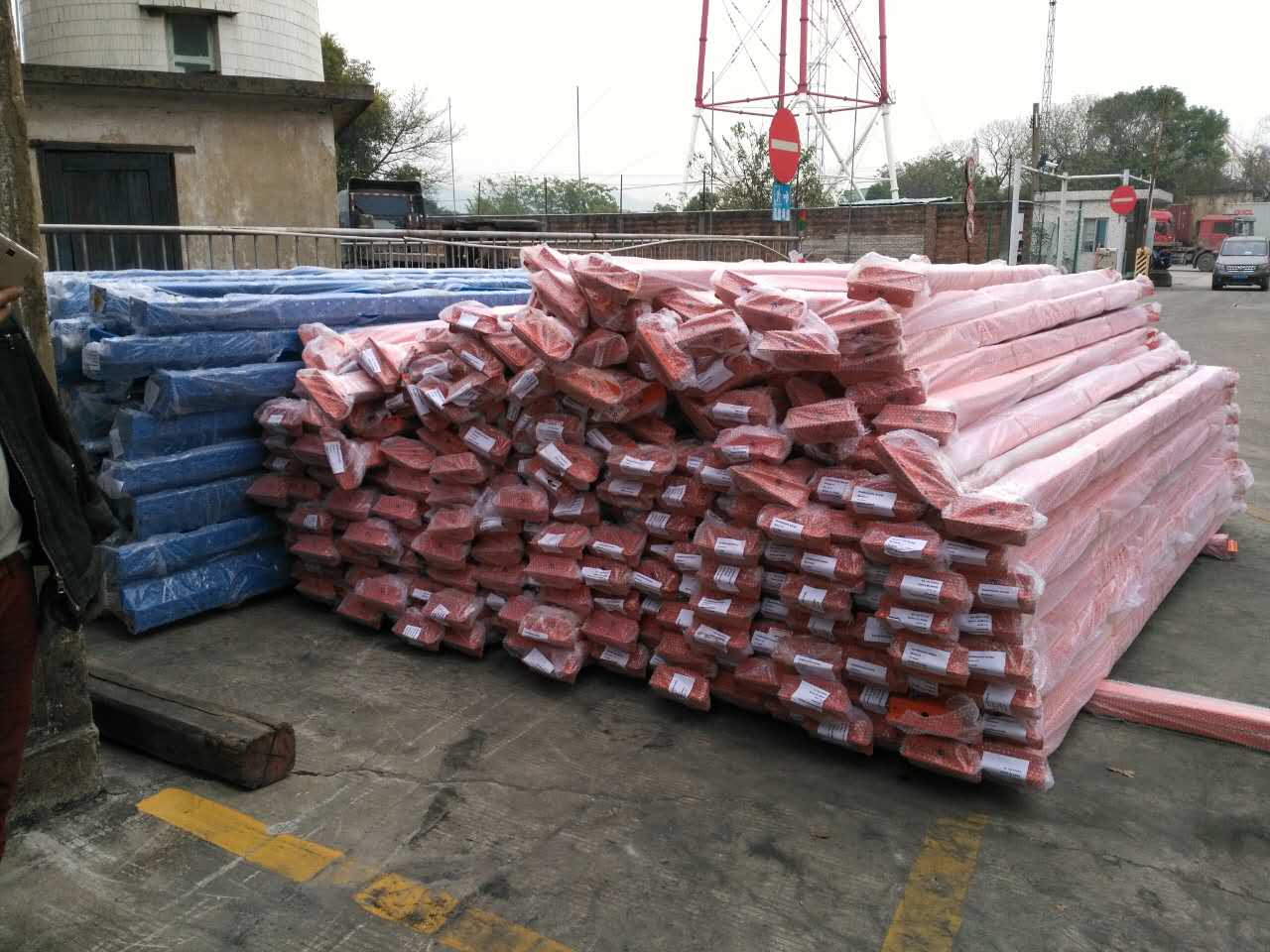 Warehouse Heavy Duty Steel Racking Selective Pallet Mezzanine Flooring Racking Systems