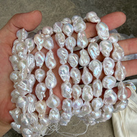 Mini perles baroques naturelles de 10-12 mm avec une forme de queue de poisson, design irrégulier, environ 40 cm de longueur, environ 22 pièces au total