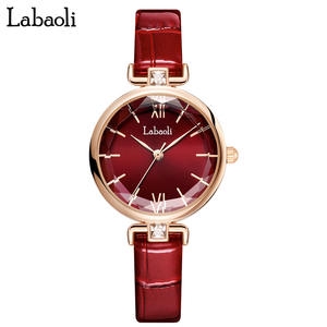 Reloj de Cuarzo de Lujo para Mujer, Correa de Cuero Cuadrada, Estilo Ejecutivo, Esfera Simple con Manecillas, Cristal de Acero Inoxidable Personalizado - Product Image 4