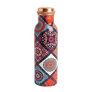 Botella de Agua de Cobre Martillado de Grado Alimenticio con Tapa Hermética para el Hogar, la Oficina y Viajes - Product Image 1