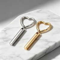 Porte-clés en acier inoxydable de style campagnard américain, pendentif 3D poli avec fermoir en forme de cœur, gravable DIY
