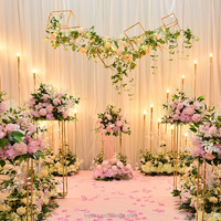 Boule de fleurs artificielle réaliste de 40 cm avec hortensias et roses rouges, roses et bleues pour centre de table de mariage