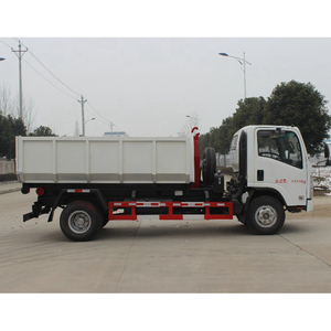 Petit camion à ordures électrique du ramassage des déchets 4*2 5Ton d'Isuzu pour le nettoyage de ville - Product Image 1