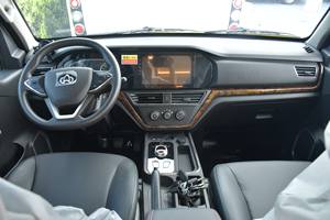 Venta al por Mayor en China de Camionetas Todoterreno Familiares de Lujo Chang'an, Autocaravanas <span class=keywords><strong>y</strong></span> Autocaravanas Turísticas - Emisión Euro 6, Carga Útil de 3400 kg - Product Image 4