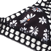 Bikini réversible fait à la main en crochet personnalisable tissu high-tech motif patchwork ensemble 2 pièces OEM marguerite noir vêtements de plage