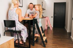 Torre <span class=keywords><strong>de</strong></span> Aprendizaje para Niños Pequeños <span class=keywords><strong>de</strong></span> Buena Calidad Exportada, Asistente 4 en 1 para Niños (Torre <span class=keywords><strong>de</strong></span> Aprendizaje Blanca para Niños Pequeños) - Product Image 3