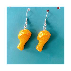 ห่วงหูพลาสติกอะคริลิคสำหรับผู้หญิงทันสมัยเครื่องประดับห้อยแบบใหม่น่ารักพร้อมการออกแบบโครงกระดูกกะโหลกศีรษะตามสั่งสำหรับเทศกาลคริสต์มาส - Product Image 2