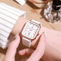 Montre à quartz de style français, esthétique raffinée, grand cadran, boîtier en alliage écologique, bracelet en silicone, design élégant