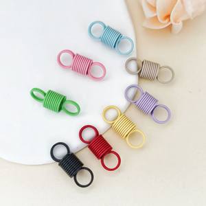 Accesorios de llavero en espiral coloridos, llaveros multicolores surtidos en forma de resorte para bolsos, manualidades DIY, regalo diario, gestión de llaves - Product Image 5