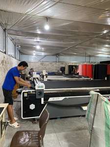 Tapis de sol de voiture en cuir à grille 3D de luxe 5mm d'épaisseur motif géométrique antidérapant Compatible <span class=keywords><strong>mercedes</strong></span>-benz <span class=keywords><strong>GLC</strong></span> 5 Mirage G4 Ecosport - Product Image 2