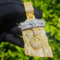 Magnifique Collier Pendentif Bicolore Or Tête de Jésus Spooky Géante Couronne Sertie de Zircons Cubiques Baguette pour Hommes