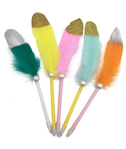 Nouveau <span class=keywords><strong>stylo</strong></span> à bille <span class=keywords><strong>plume</strong></span> encre noire <span class=keywords><strong>plume</strong></span> <span class=keywords><strong>vintage</strong></span> <span class=keywords><strong>plume</strong></span> peinture or métal raffiné plaqué tige <span class=keywords><strong>plume</strong></span> <span class=keywords><strong>stylo</strong></span> à bille pour cadeau de mariage - Product Image 1