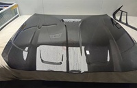 Capot en fibre de carbone sèche de style PK de haute qualité pour BMW M3 M4 G80 G82 Capot en fibre de carbone sèche